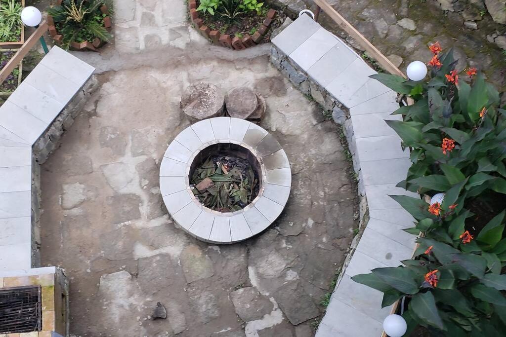 Kasauli Cascade A Cheerfull 4 Bedroom Challet エクステリア 写真
